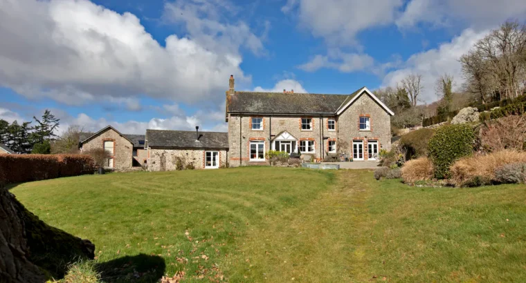 Cozy 4-Bedroom Vacation Rental House